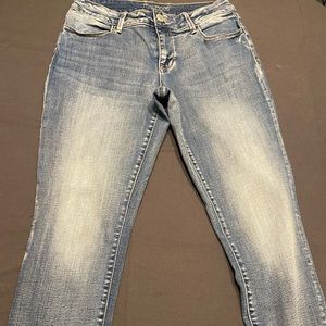 Maurice’s straight leg denim